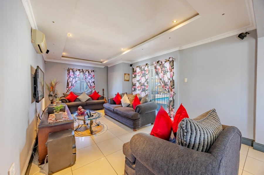 3 Bedroom Property for Sale in Annandale Western Cape